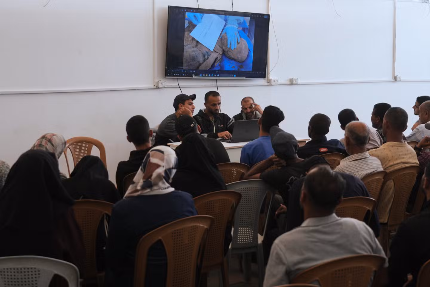 Gazan households face painful strategy of figuring out Palestinian our bodies returned through Israel